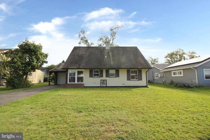 Photo of 16 Bloomfield Lane, Willingboro NJ
