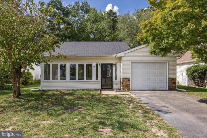 Photo of 55 Sheffield Place, Southampton NJ