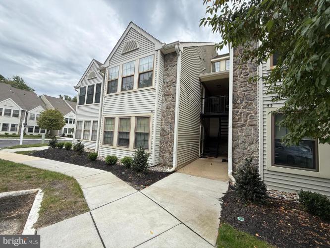 Photo of 46 Chelmsford Court, Marlton NJ