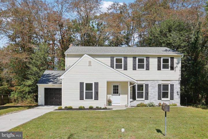 Photo of 37 Osage Trl, Medford Lakes NJ