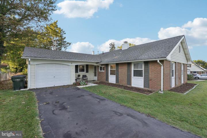 Photo of 21 Medley Lane, Willingboro NJ