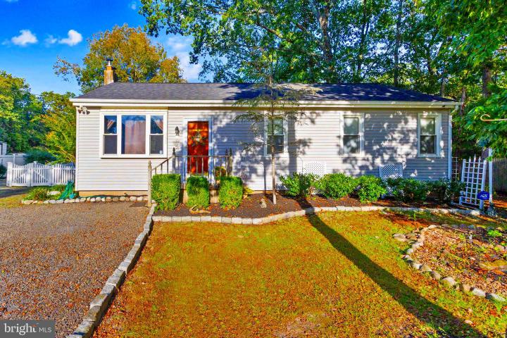 Photo of 450 Stokes Road, Shamong NJ