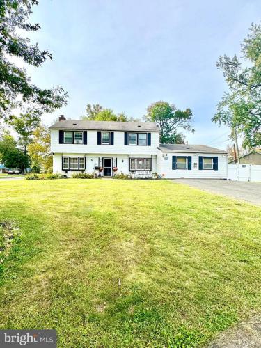 Photo of 37 Elridge Lane, Willingboro NJ