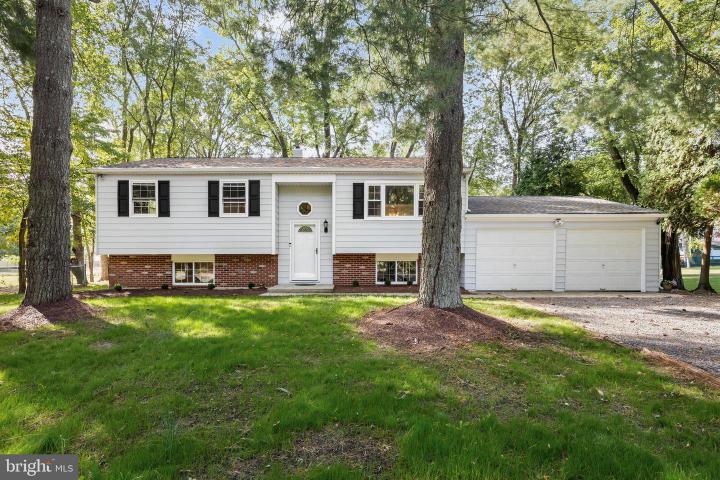 Photo of 145 Tuckerton Road, Shamong NJ