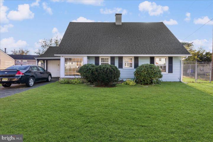 Photo of 6 Berkshire Lane, Willingboro NJ