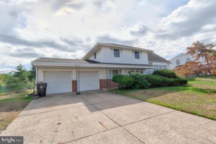 Photo of 14 Montclair Drive, Delran NJ
