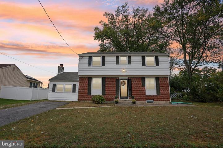 Photo of 402 S Arthur Drive, Edgewater Park NJ