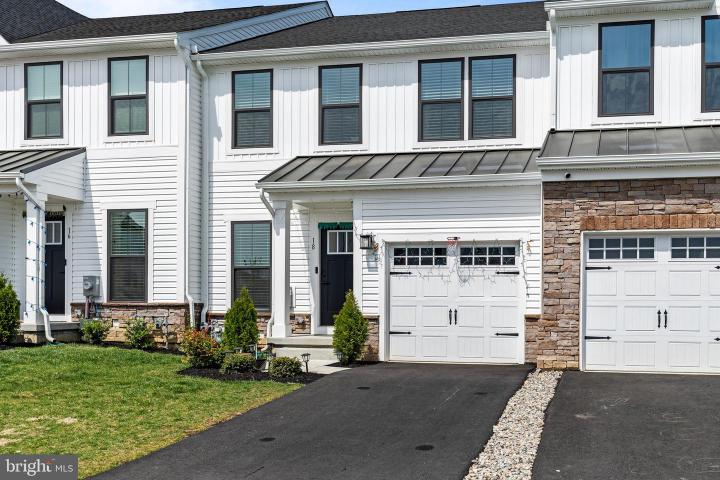 Photo of 18 Rosemary, Mount Laurel NJ