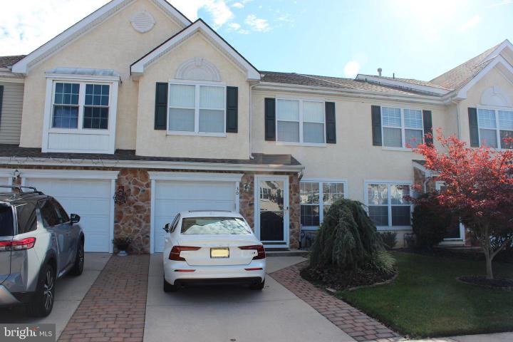 Photo of 30 Leighton Drive, Mount Laurel NJ