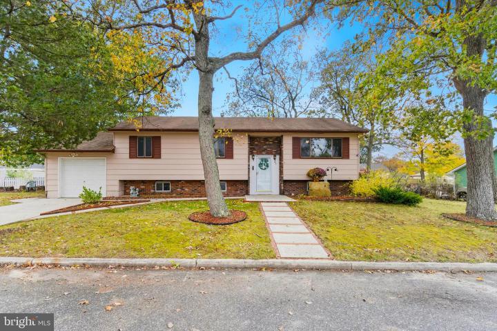 Photo of 42 Monroe Avenue, Browns Mills NJ