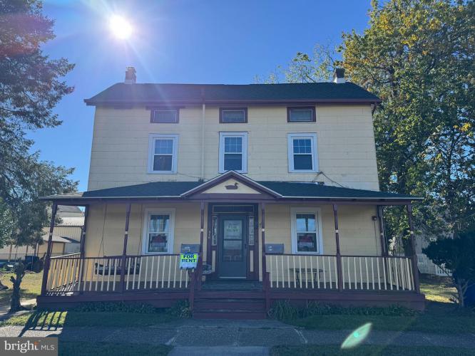 Photo of 310 Front Street, Beverly NJ