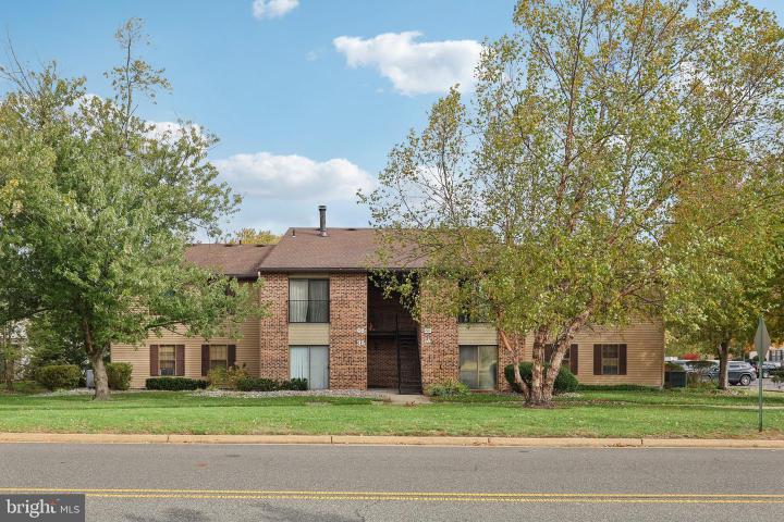 Photo of 7 Sumac Court, Mount Laurel NJ