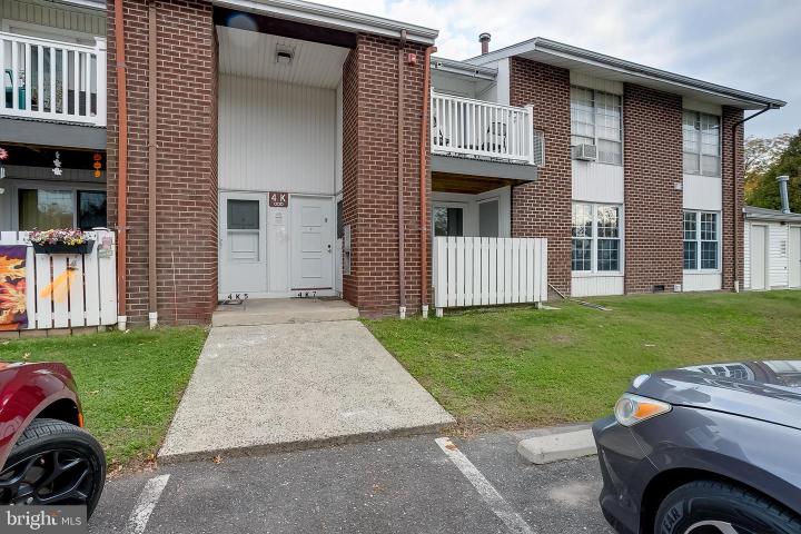 Photo of 275 Green St 4-k3, Edgewater Park NJ