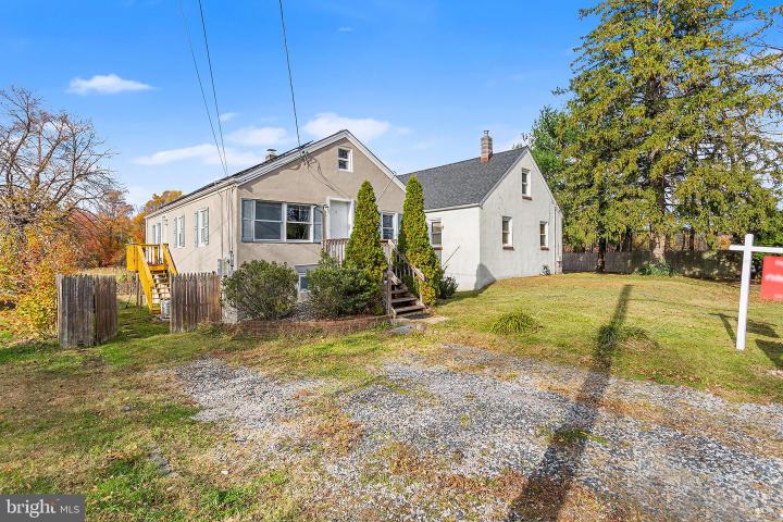 Photo of 4 Creekview Avenue