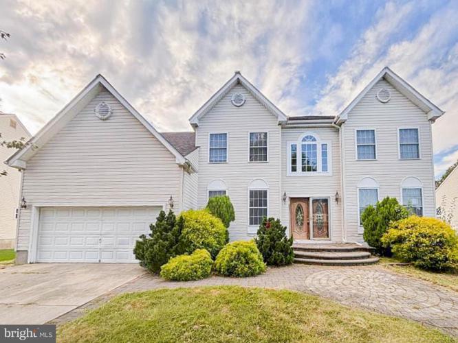 Photo of 39 Tynemouth Drive, Lumberton NJ