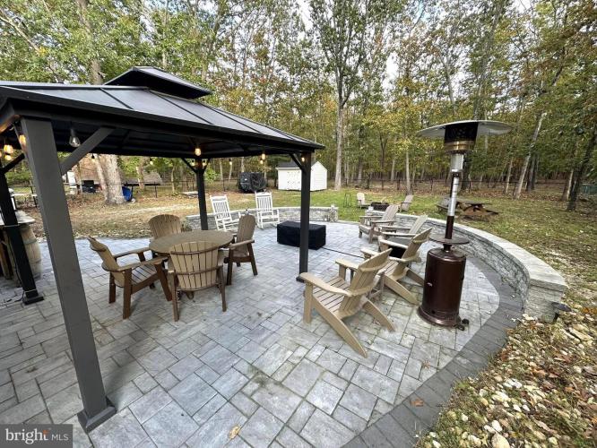 Photo of 405 Massachusetts Road