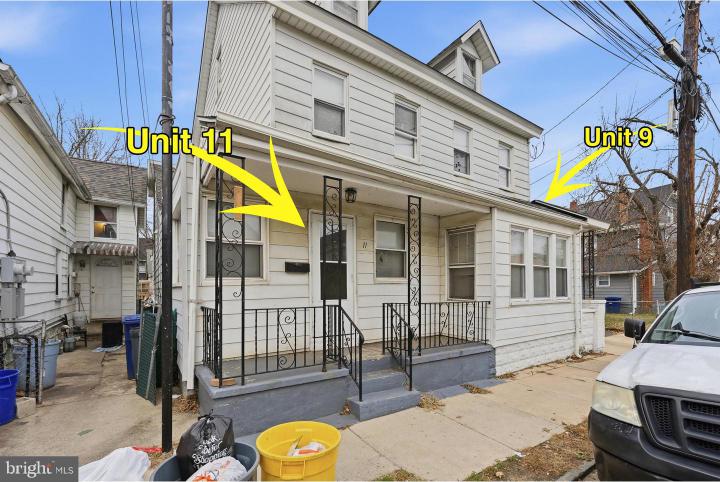 Photo of 9 W Monroe Street