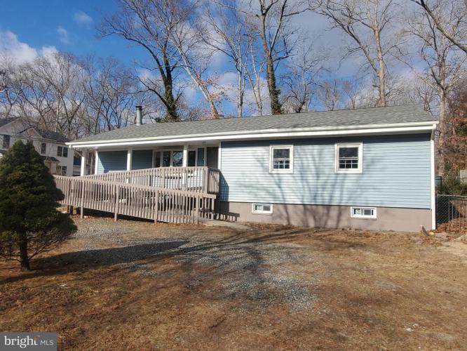 Photo of 2601 N Lakeshore Drive