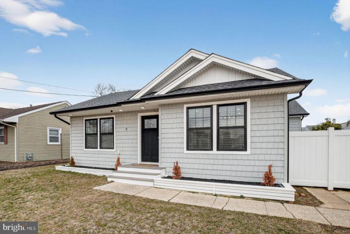 Photo of 9 Woodbine Avenue