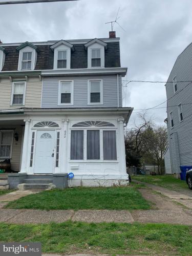 Photo of 822 Columbus Road