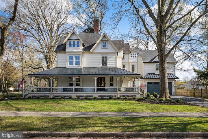 Photo of 140 E Central Avenue