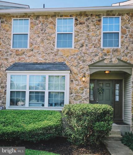 Photo of 104 Camber Lane, Mount Laurel NJ