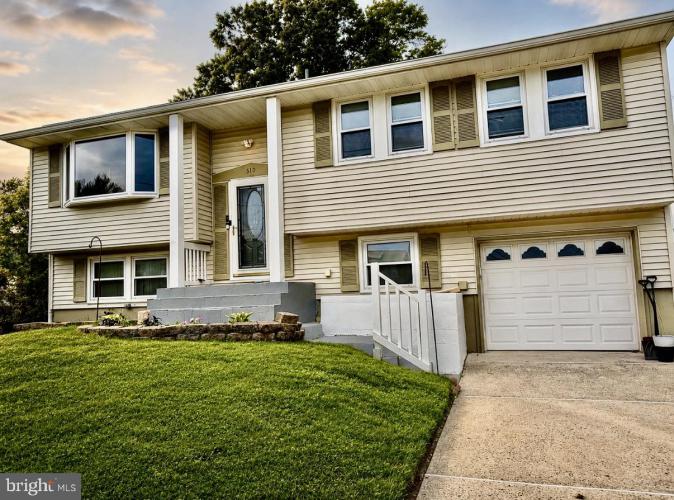 Photo of 610 Ogden Drive, Westampton NJ