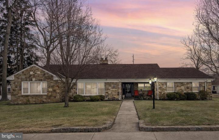 Photo of 1114 Salem Road