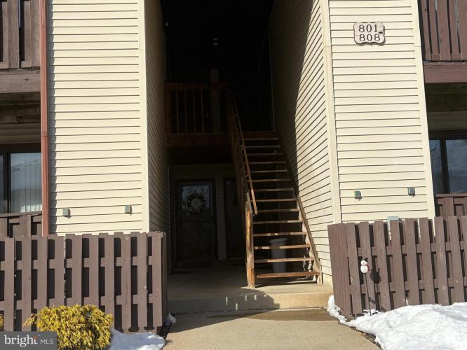 Photo of 802 Lindsey Court