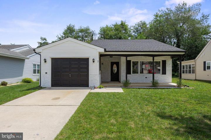 Photo of 7 Sherwood Place, Southampton NJ