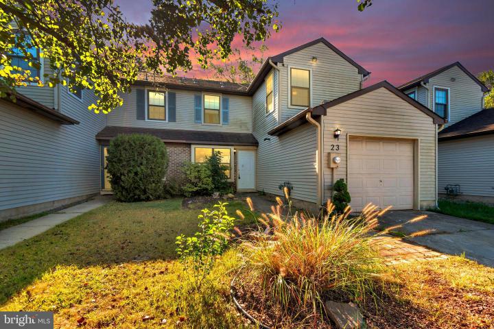 Photo of 23 E Oleander Drive