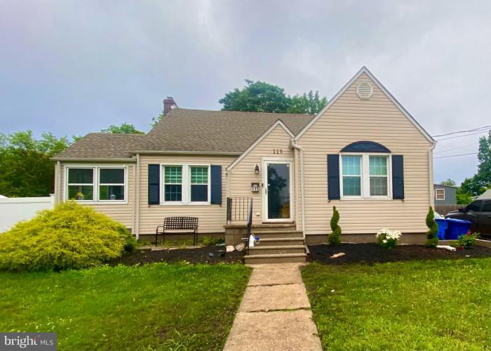 Photo of 115 S Walnut Avenue