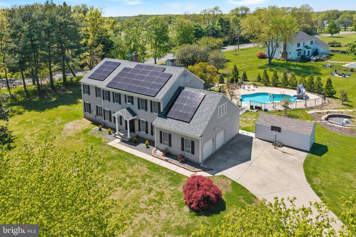 Photo of 218 Heritage Drive, Columbus NJ