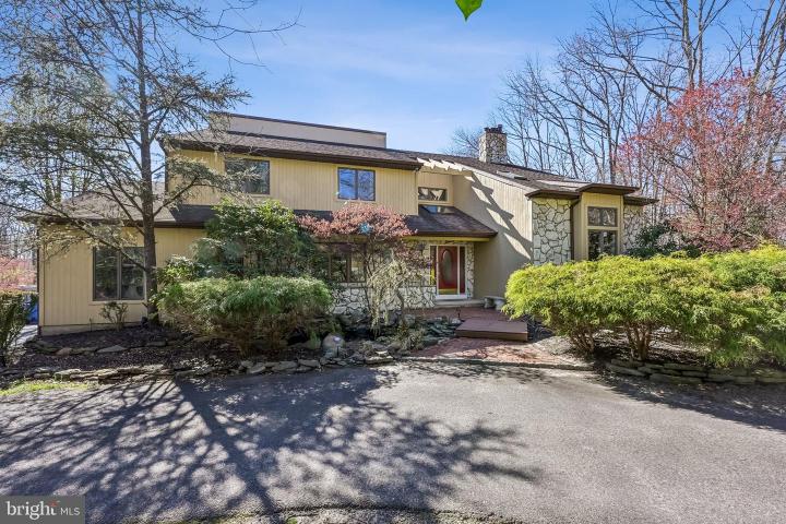 Photo of 11 Silver Lake Drive, Shamong NJ