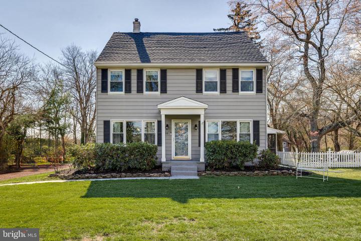 Photo of 53 Waln Road, Chesterfield NJ