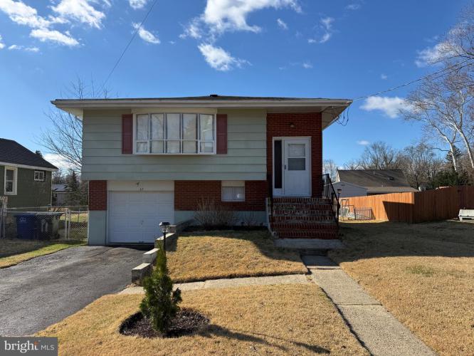 Photo of 11 Grand Ave