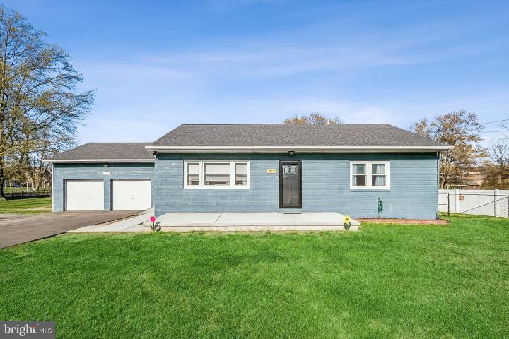 Photo of 502 Mount Laurel Road