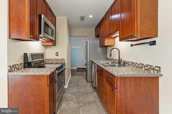 Photo of 3 E Daisy Lane B