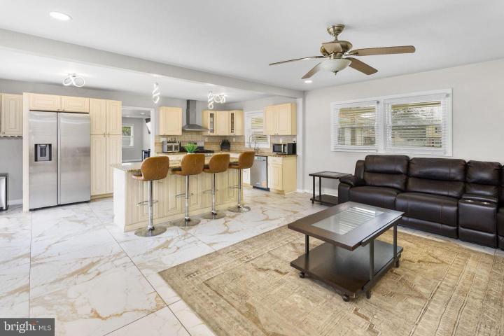 Photo of 10 Thornhill Court
