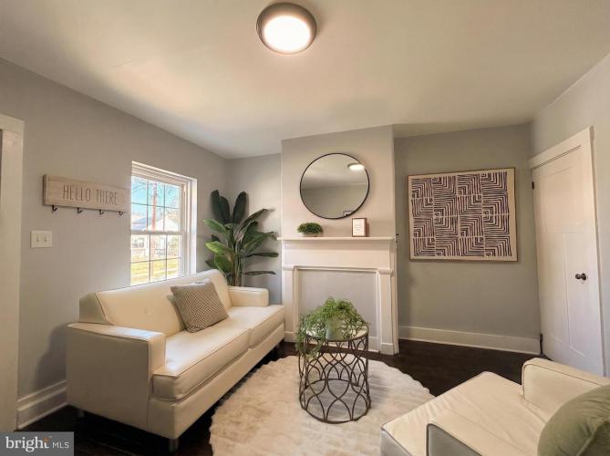 Photo of 230 Spring Street