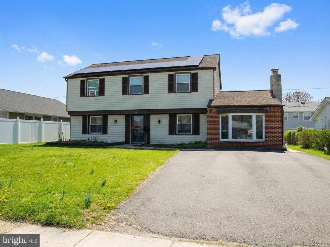 Photo of 40 Maplewick Lane