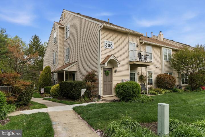 Photo of 303 Sedgefield Drive