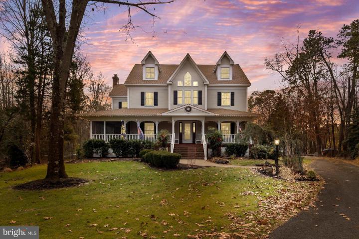 Photo of 3 S Lakeside Drive