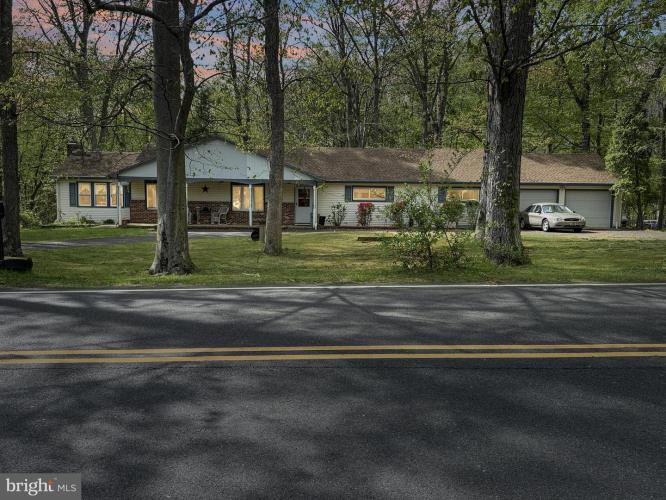 Photo of 230 Burrs Road