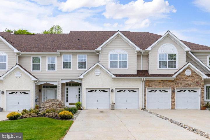 Photo of 44 Wimbledon Way, Marlton NJ