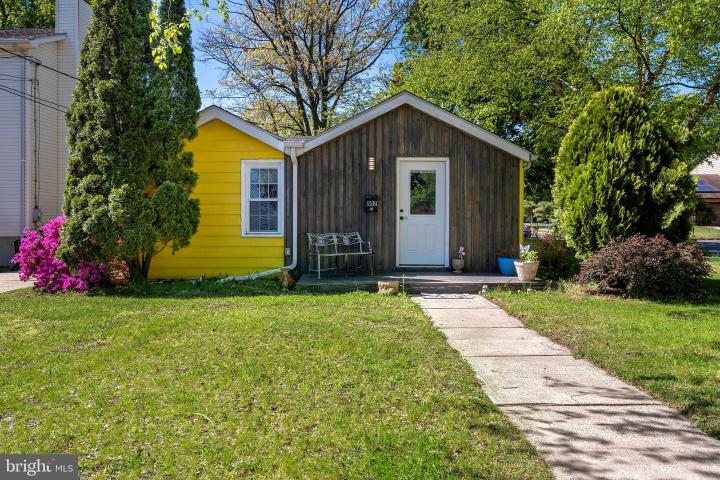 Photo of 402 Shaver Drive, Florence NJ