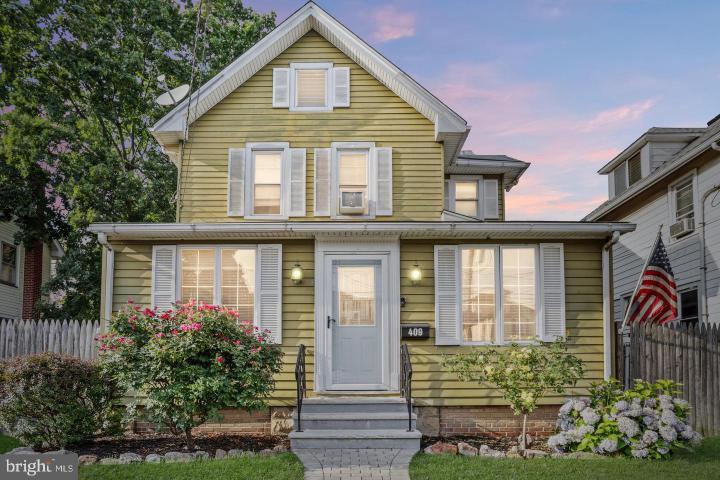 Photo of 409 W 3rd Street