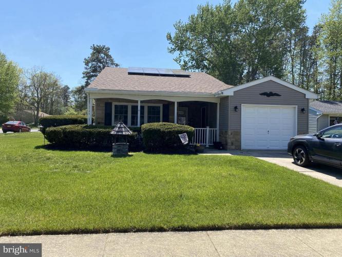 Photo of 71 Huntington Drive