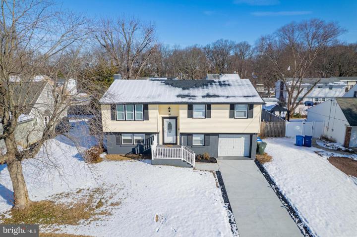 Photo of 33 Sycamore Drive