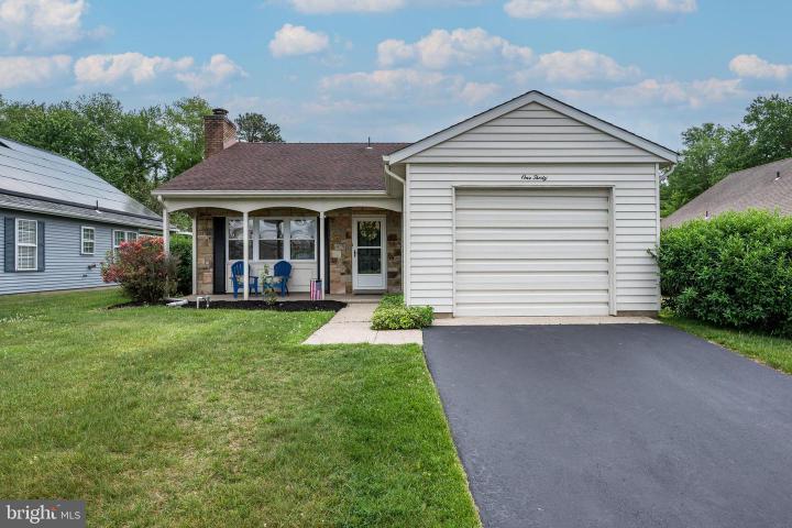 Photo of 130 Dorchester Drive